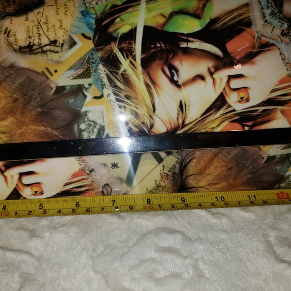 Glossy Magazine Fashonable Clutch - Picture 5 of 16